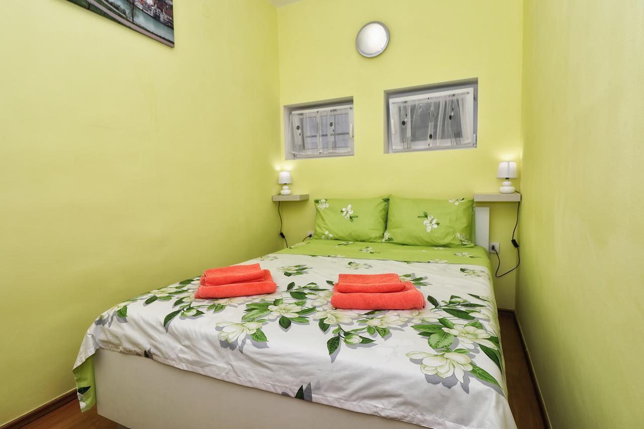 Apartments Amalia Rovinj Luaran gambar