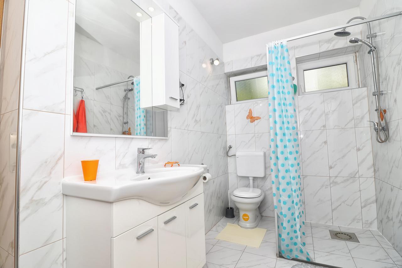 Apartments Amalia Rovinj Luaran gambar