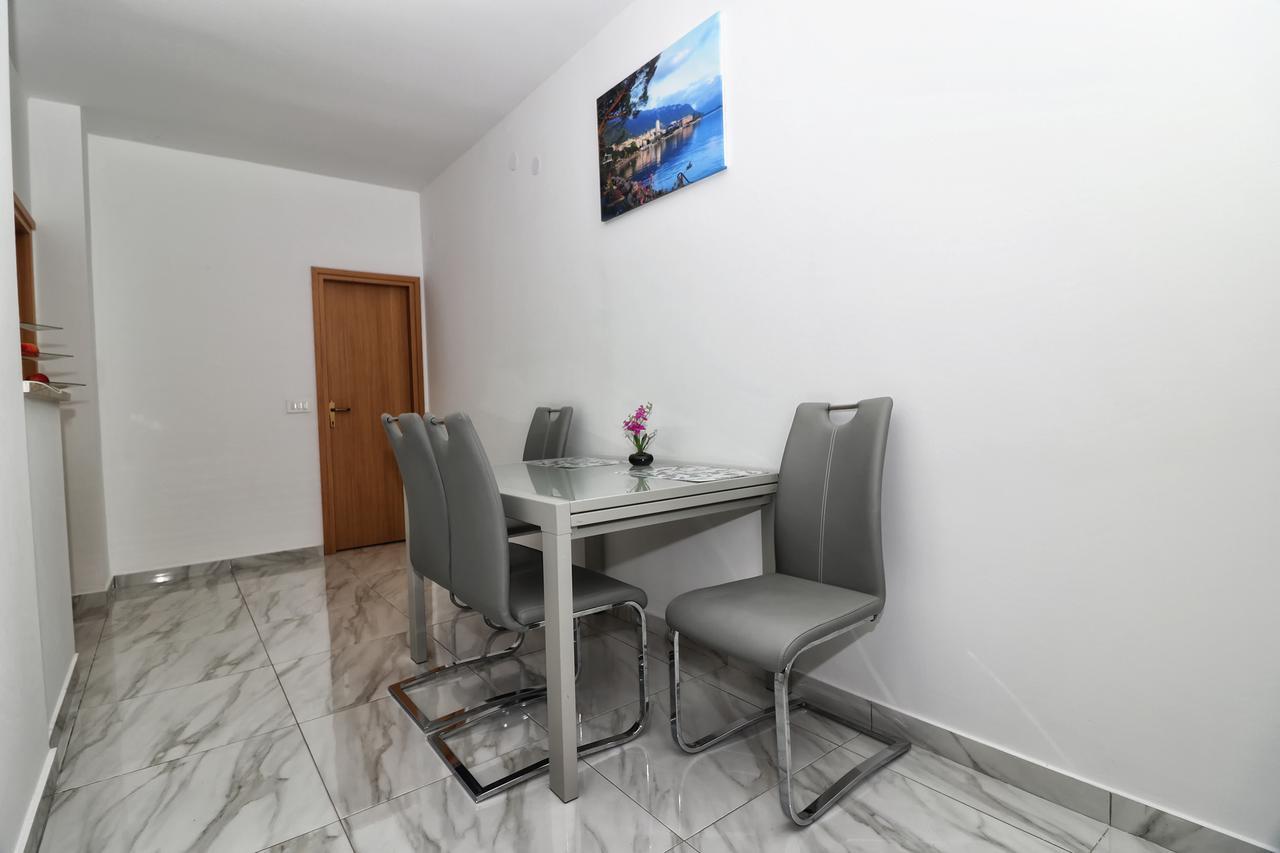 Apartments Amalia Rovinj Luaran gambar